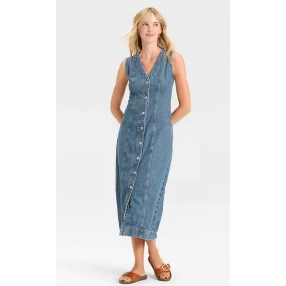 Universal Thread Dresses & Skirts - NWT Women's Denim Button-Down Ankle Dress Universal Thread Medium Wash 00